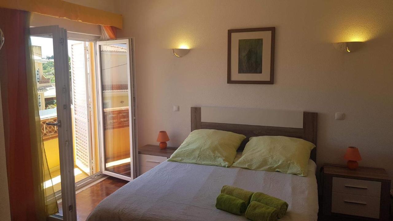 Lagos Room Booking Luaran gambar